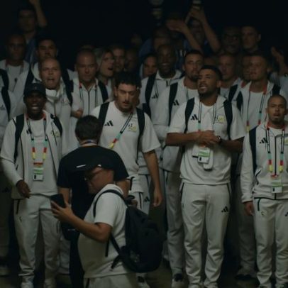 África do Sul chega ao Estádio Azteca para estreia na Copa