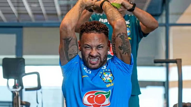 Neymar posta foto treinando antes da estreia do Brasil na Copa do Mundo — Foto: Reprodução/Instagram