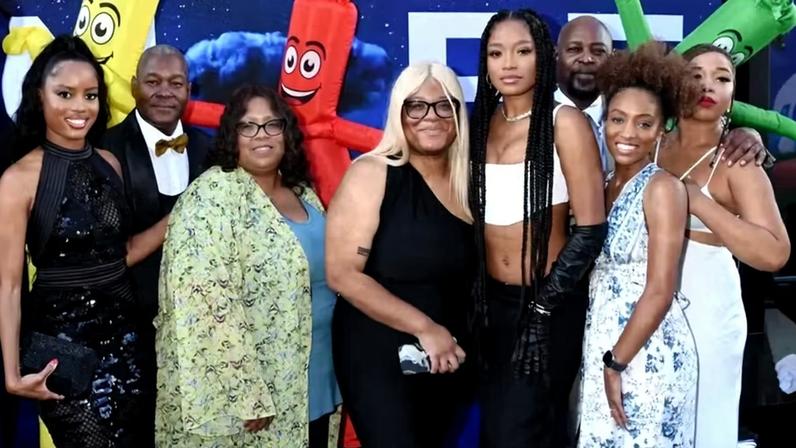 Keke Palmer com membros de sua família — Foto: GettyImages
