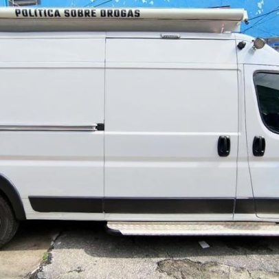 Unidade móvel amplia atendimento a dependentes químicos em Minas Gerais