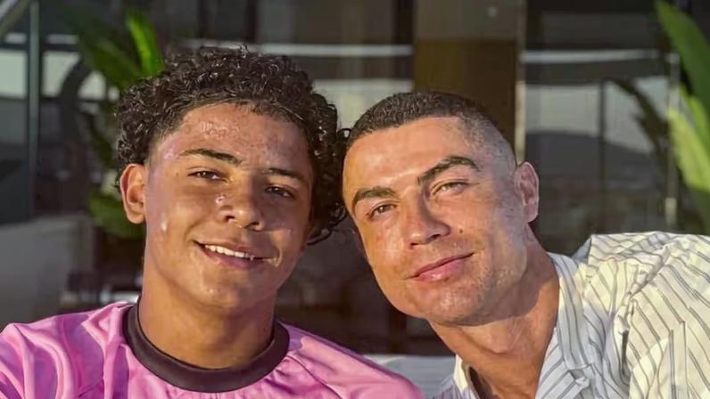 Cristiano Ronaldo parabeniza o filho pelo aniversário de 16 anos — Foto: Instagram/Reprodução