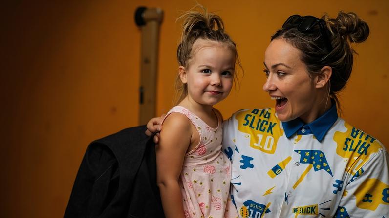 Harry Styles; Olivia Wilde e sua filha — Foto: GettyImages
