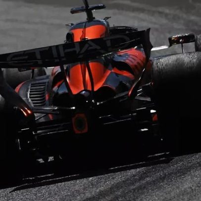 McLaren testa asa traseira invertida no GP da Áustria
