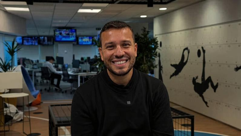 Alessandro Brito, ex-diretor de gestão esportiva do Botafogo — Foto: Letícia Marques / ge
