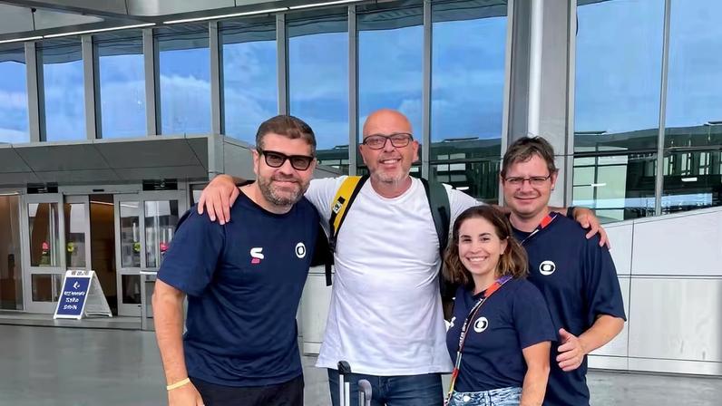 Escobar agradece a equipe que o acompanhou ao longo da Copa do Mundo — Foto: Reprodução/Instagram