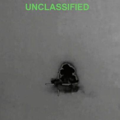 EUA divulga vídeo de ataque contra alvo do Irã no Estreito de Ormuz