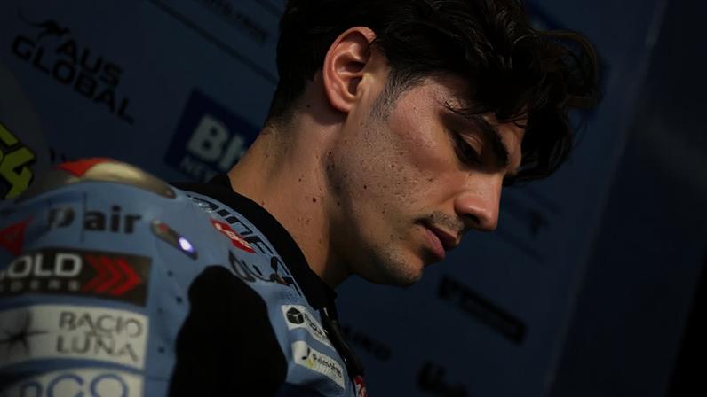 Fermín Aldeguer sofre fratura na T7 e deixa o GP da Holanda