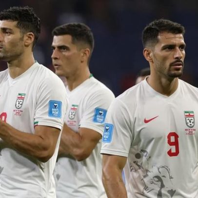 Carta do Irã deixada em vestiário após jogo Copa cita teste de caráter e honra