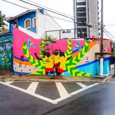 Mural em SP celebra futebol feminino um ano antes da Copa no Brasil