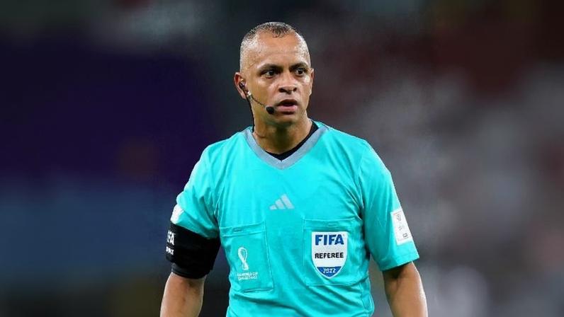 Wilton Pereira Sampaio durante jogo da Copa do Mundo