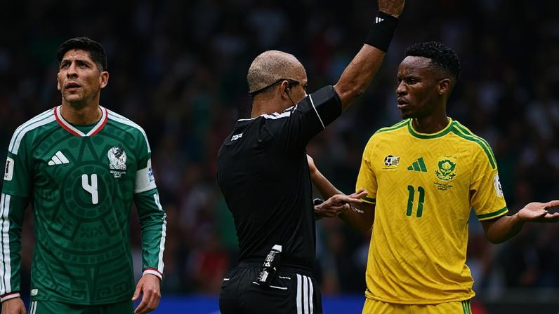 Wilton Pereira Sampaio na partida entre México e África do Sul na Copa do Mundo de 2026
