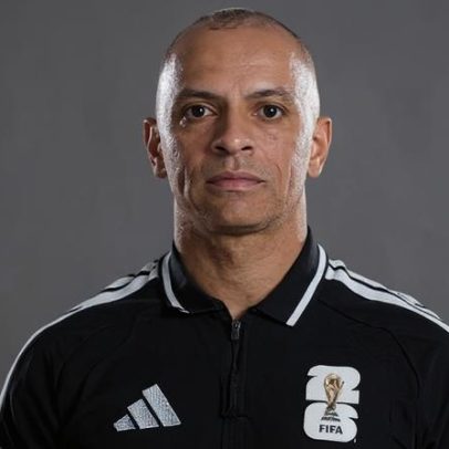 Alicia critica a escalação de Wilton Pereira Sampaio na abertura da Copa