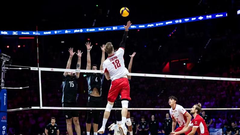 Polônia x Argentina pela fase preliminar da Liga das Nações masculina — Foto: FIVB