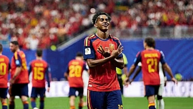 Yamal faz o 304 na comemoração do gol contra a Arábia Saudita