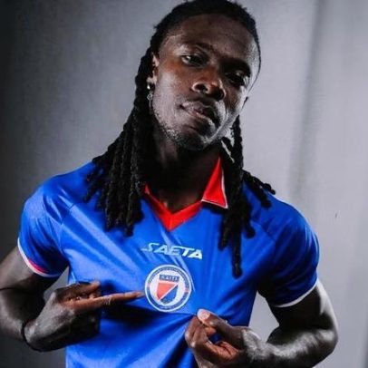 Da fome e abandono na Ásia à rival do Brasil na Copa: a trajetória de Adé