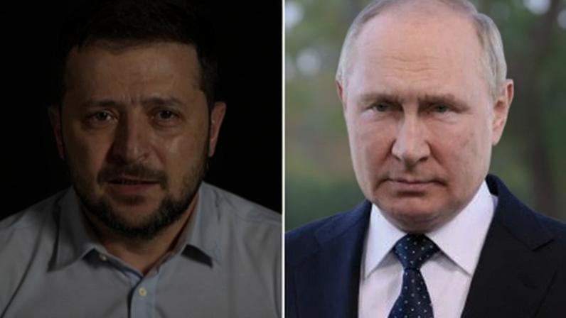 Os presidentes Volodymyr Zelensky (e) e Vladimir Putin (d)