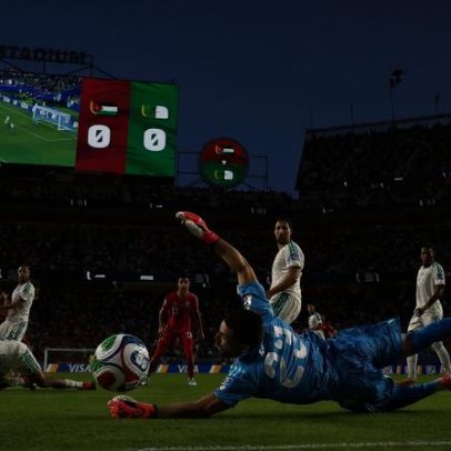 Filho de Zidane é criticado na web após sofrer novo gol pela Argélia