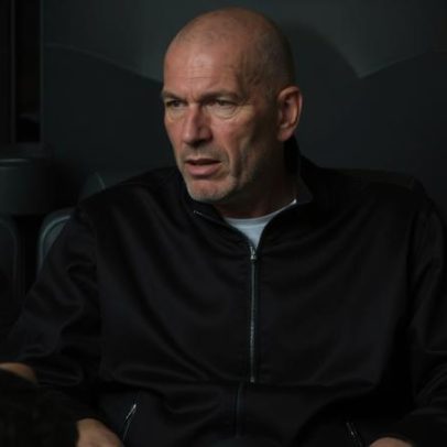 Filho de Zidane joga pela Argélia; pai atuou pela França