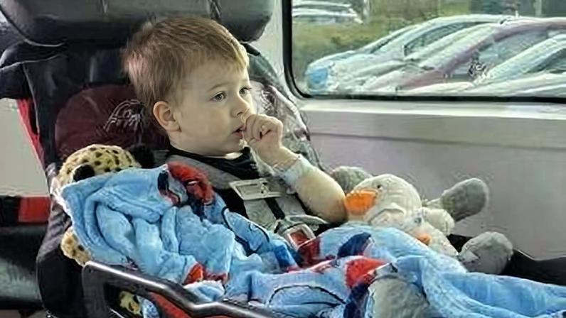 Henry Stiller hospitalizado após diagnóstico de câncer. — Foto: Cover Images