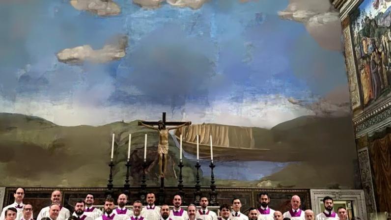 Cappella Musicale Pontificia “Sistina”, conhecida como o “Coro do Papa” é considerada a instituição coral mais antiga do mundo.