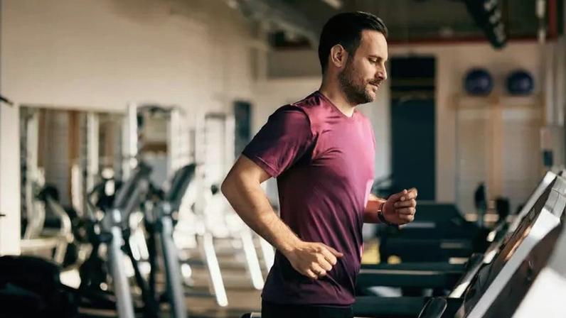 O melhor horário para fazer cardio depende do seu objetivo