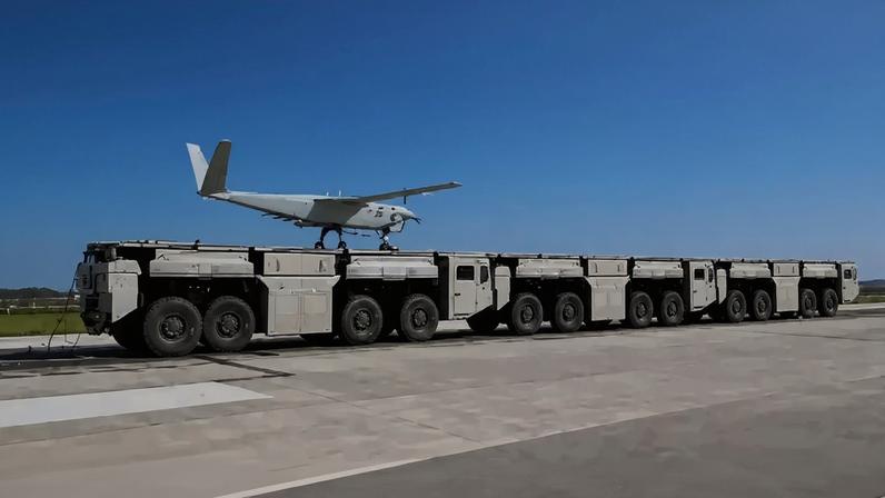 A China transformou caminhões comuns em plataformas de lançamento portáteis; o segredo está em uma catapulta eletromagnética