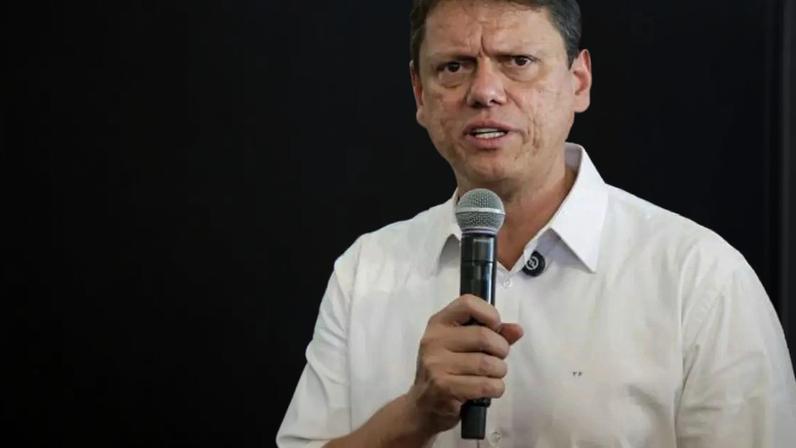 O governador de São Paulo, Tarcísio de Freitas.