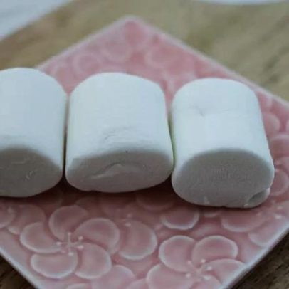 Marshmallow, doce popular, tem origem medicinal e pouco conhecida