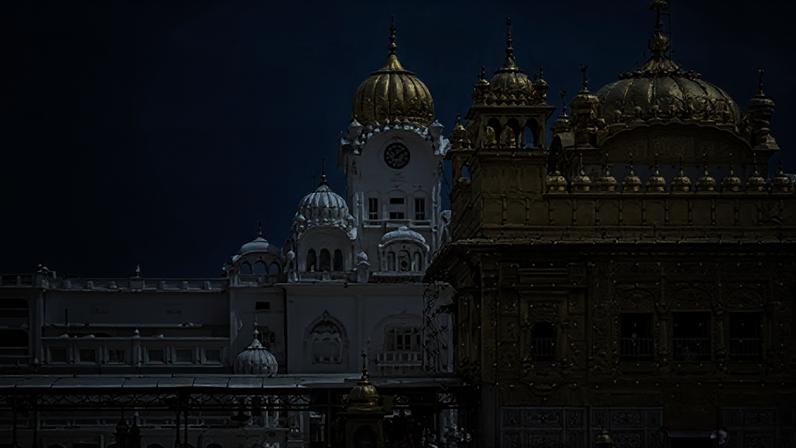 Lei anti-sacrilégio no Punjab, Índia, gera controvérsia