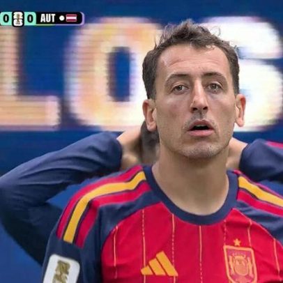 Chute de dentro da área defendido por Oyarzabal aos 32 min do 1º tempo