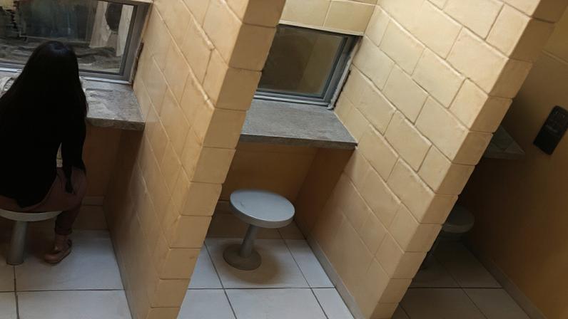 Exclusivo: vídeos e áudios mostram traficantes ditando ordens a advogados em presídio de segurança máxima da Bahia