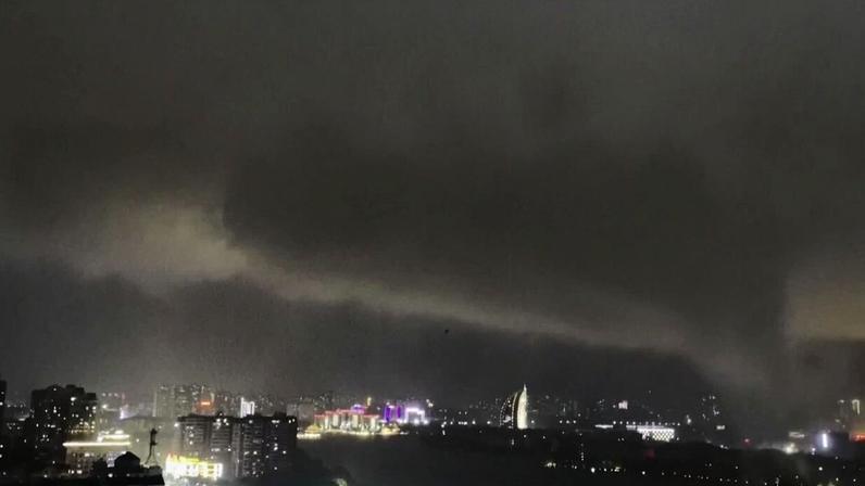 Tornado com ventos de 260 km/h deixa ao menos 11 mortos na China