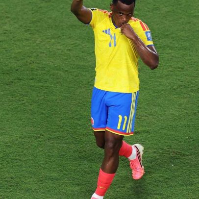 Jhon Arias decide e jornal europeu destaca atuação na vitória da Colômbia
