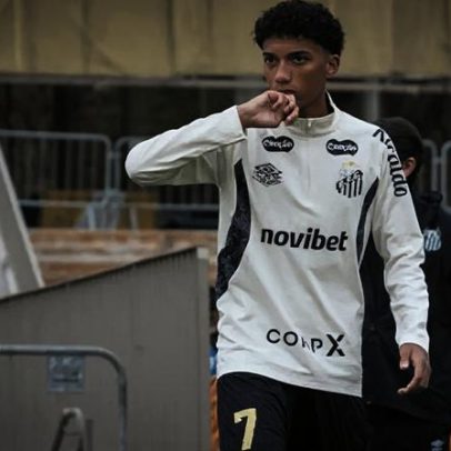 Robinho Jr muda nome na camisa do Santos