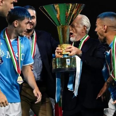 Napoli firma contrato com técnico multicampeão até 2029