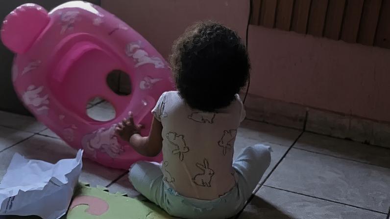 Ajude a Zoe: Uma Mãe Luta Contra o Tempo para Salvar a Vida da Filha