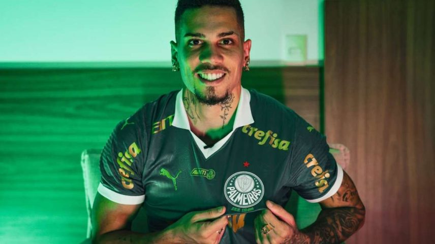 Paulinho em apresentação no Palmeiras