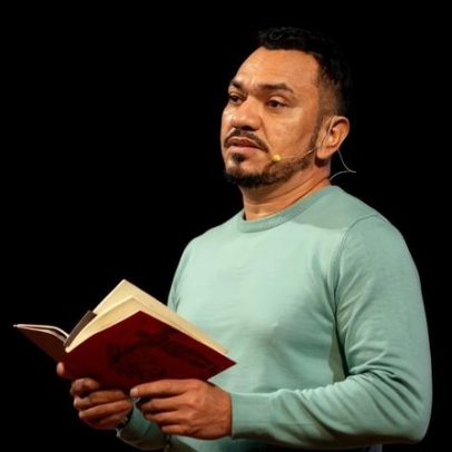 Airton Souza diz que sua literatura é mais corajosa que ele ao escrever a dor