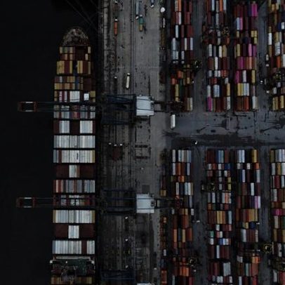 Governo eleva projeção de superávit comercial do Brasil a US$ 90 bi para 2026