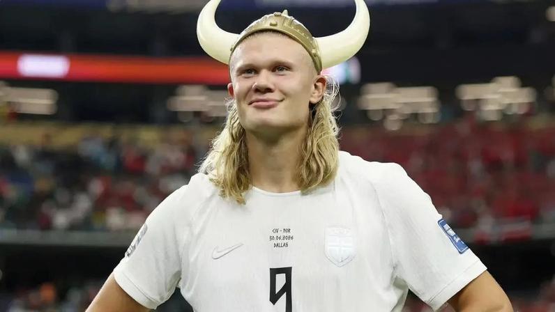 Haaland, artilheiro da Noruega na Copa 2026, tem hábito incomum ao dormir: 'Cobrir a boca com um cinto. Eu durmo assim'.