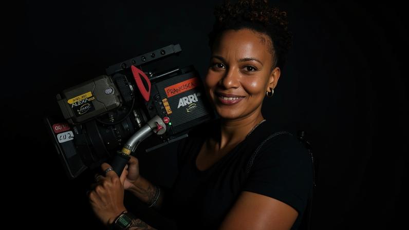 Autumn Durald Arkapaw, vencedora do Oscar de melhor direção de fotografia, em festa depois da premiação, em Los Angeles