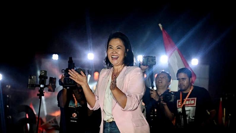 Keiko Fujimori, presidente eleita do Peru, durante comício de encerramento de campanha, em Lima - Ernesto Benavides - 9.abr.2026 / AFP