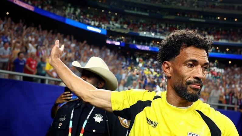O goleiro Vozinha, de Cabo Verde, já conta com mais de 17 milhões de seguidores no Instagram