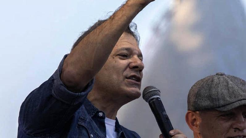 Haddad discursa em ato politico do 1º de Maio em São Bernardo do Campo