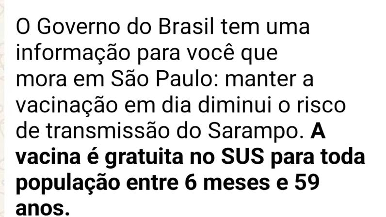 Criança é vacinada contra poliomielite e sarampo