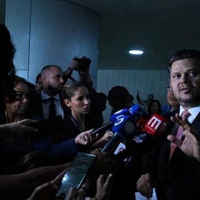Alcolumbre defende destravar PEC 6x1 e retomar tramitação