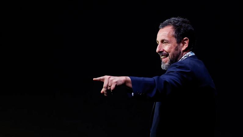 Adam Sandler no Festival Internacional de Cinema de Santa Bárbara, em fevereiro de 2026