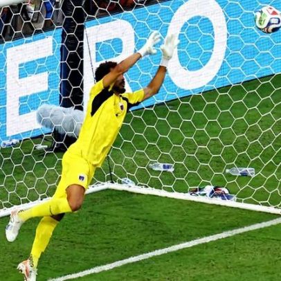 Argentina vence Messi por 3-2 em Cabo Verde em duelo memorável