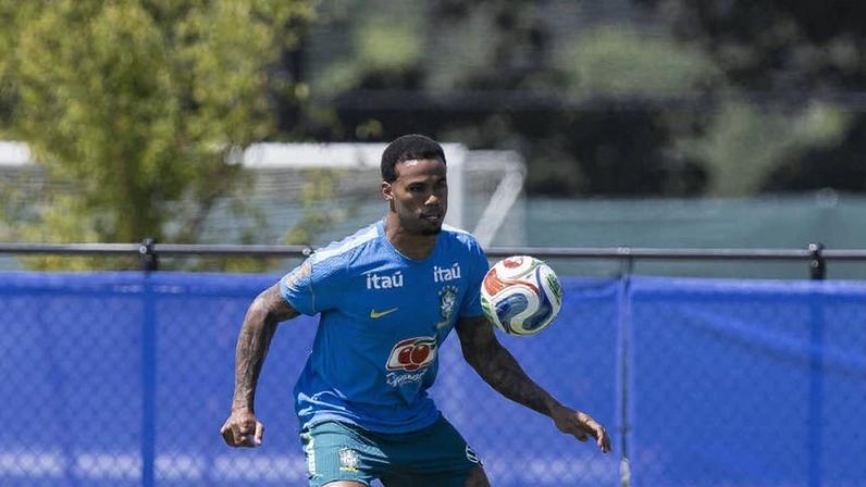 O zagueiro Gabriel Magalhães, em treino da seleção brasileira em Morristown; ele terá papel importante no combate ao centroavante Haaland
