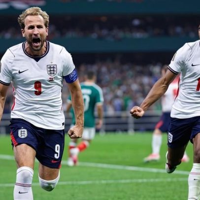 Kane comemora classificação da Inglaterra na Copa, eufórico e afônico